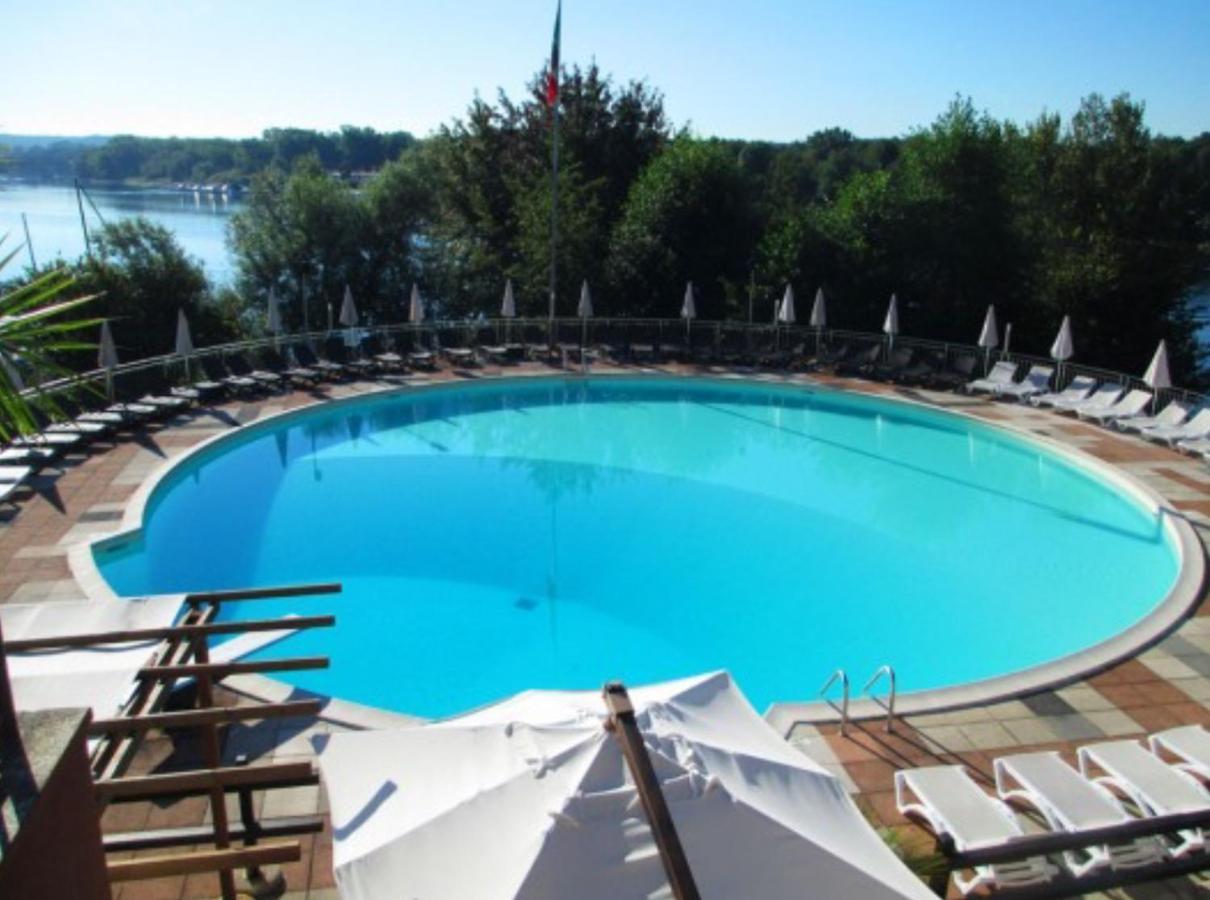 La Dolce Vita House Boat Hotel Lisanza Eksteriør billede