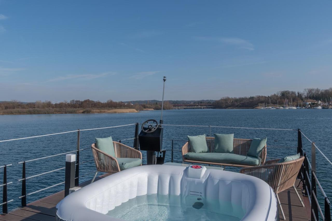 La Dolce Vita House Boat Hotel Lisanza Eksteriør billede